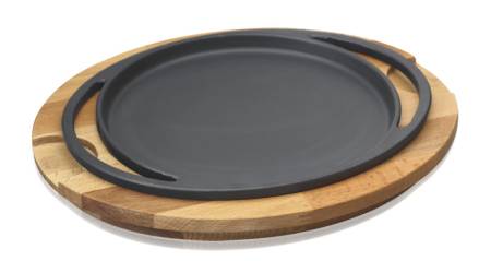 20cm Round Pizza / Pancake Pan and wooden service platter